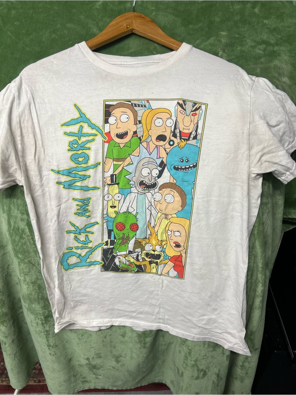Cartoon Network Rick and Morty Graphic Tee - White with Multicolor Print